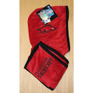 NEW ARKANSAS RAZORBACKS Hoodie Scarf With Pockets - Ultra Fleece - NCAA - NWT